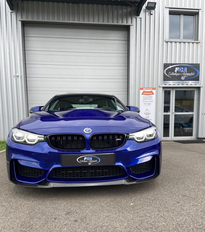 Protection carrosserie PPF sur une BMW M4CS de Lyon