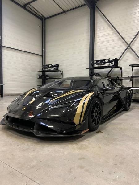 Covering complet sur une Lamborghini Huracan du Rhône