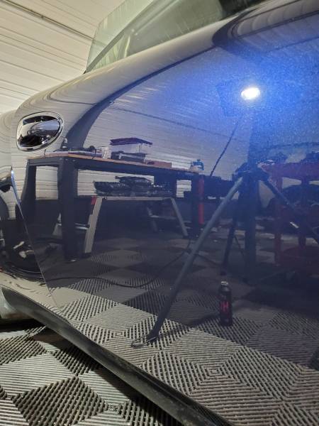 Detailing automobile rénovation carrosserie pour cette Porsche Cayman 987S à Lyon