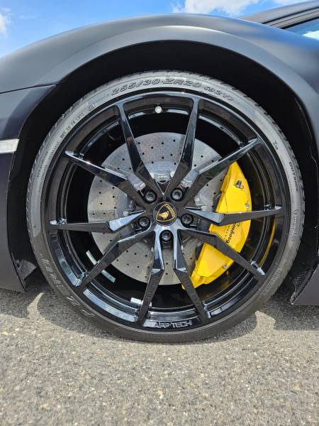 PPF complet pour une Lamborghini Aventador 5Oth dans le Rhône