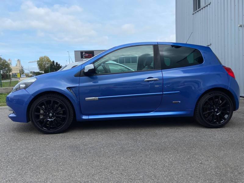 Nettoyage complet pour une Clio 3RS Gordini de Mornant Rhône-alpes