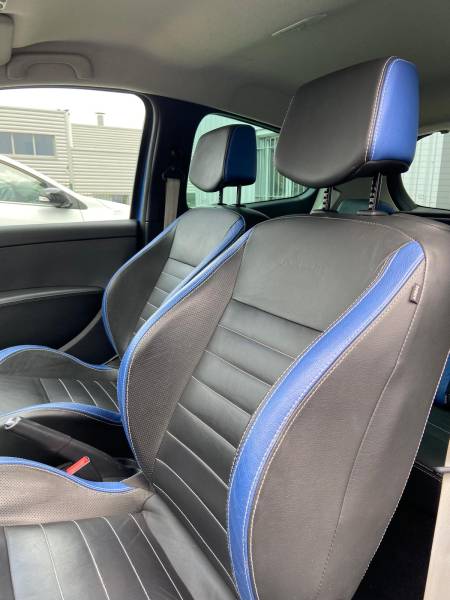 Nettoyage complet pour une Clio 3RS Gordini de Mornant Rhône-alpes