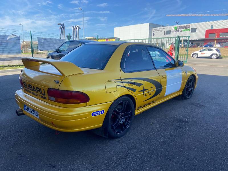 Personnalisation d'une Subaru de rallye de Saint étienne et pose de vitres teintées