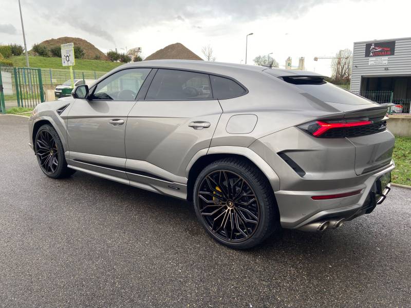 Protection PPF complète pour un Lamborghni Urus de Lyon