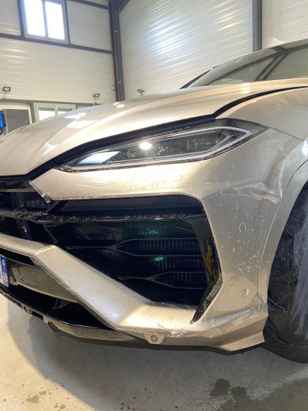 Protection PPF complète pour un Lamborghni Urus de Lyon