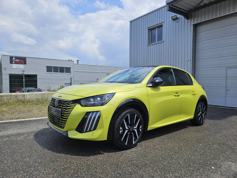 Traitement céramique sur une Peugeot 208 électique de Lyon